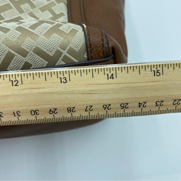 Tommy Hilfiger Large Tote Purse Handbag Gold Chain Accents-Brown - Picture 14 of 14